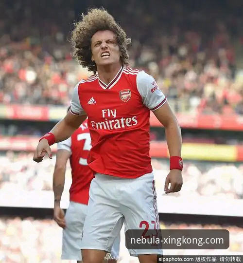 星空官网入口 阿坎吉的处子球与零封哲学:一次后卫的技术性胜利